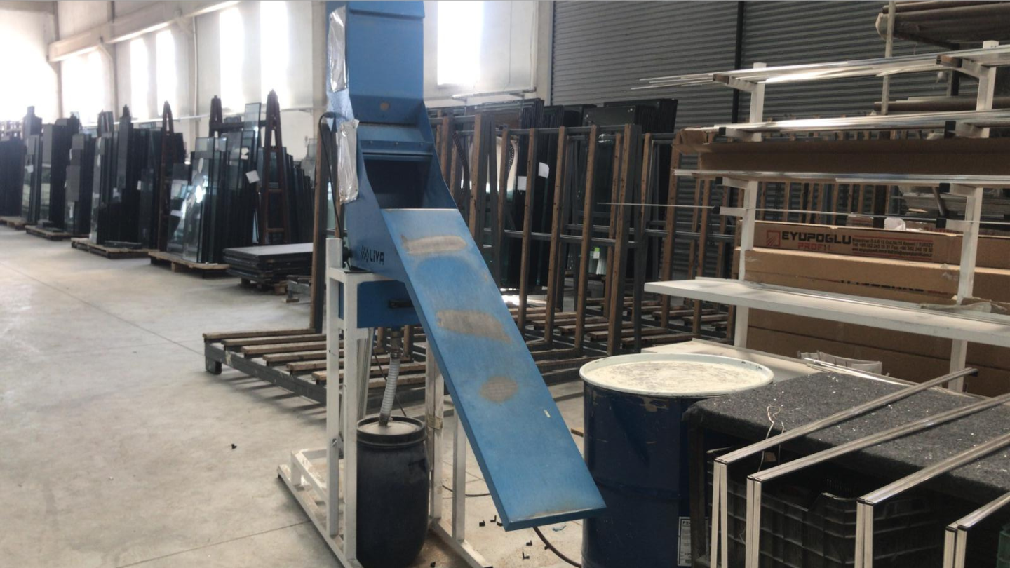 LİVA ÇITA DOLUM MAKİNESİ