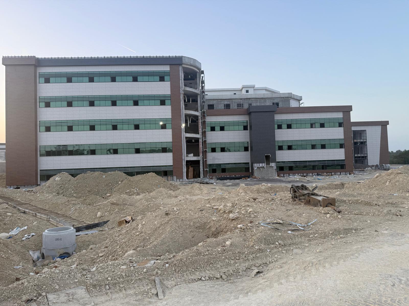 MERSİN MEZİTLİ ŞEHİR HASTANESİ